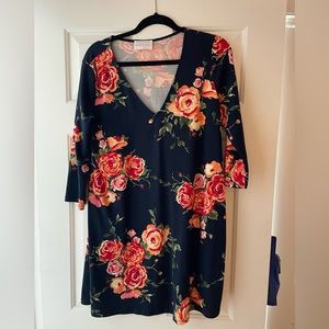 French Gray comfy floral shift dress with 3/4 sleeve